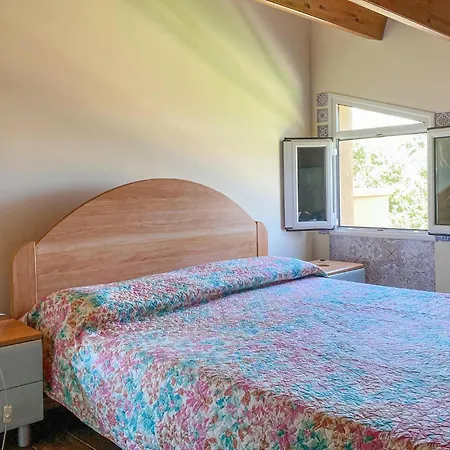 Lovely In With Kitchenette Holiday home