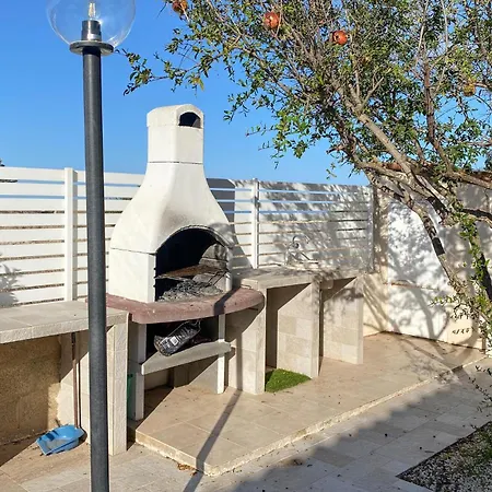 Lovely In With Kitchenette Holiday home *